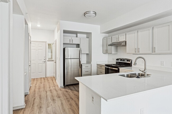 Building Photo - Heritage Pointe Rental