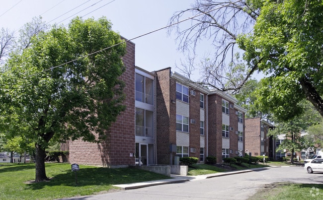 Building Photo - Madison Villa Rental