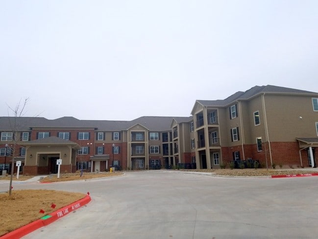 Building Photo - Kirby Park Villas (55+ Senior Community) Rental