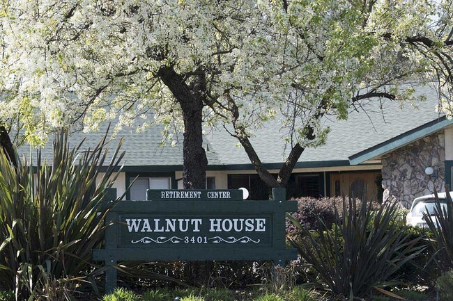 Walnut House Assisted Living Apartment Homes - Walnut House Assisted Living Apartment Homes