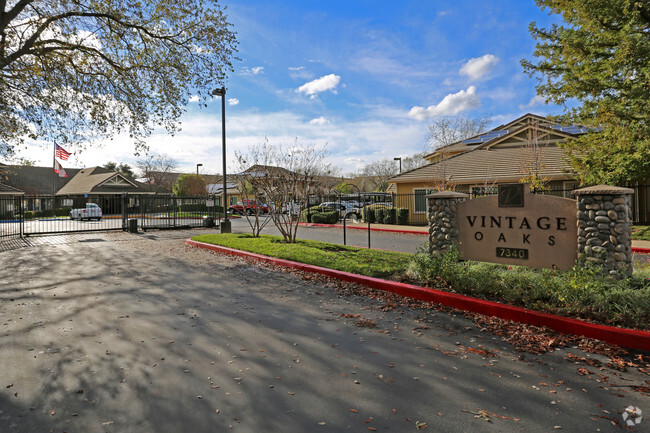 Primary Photo - Vintage Oaks Senior Apartments