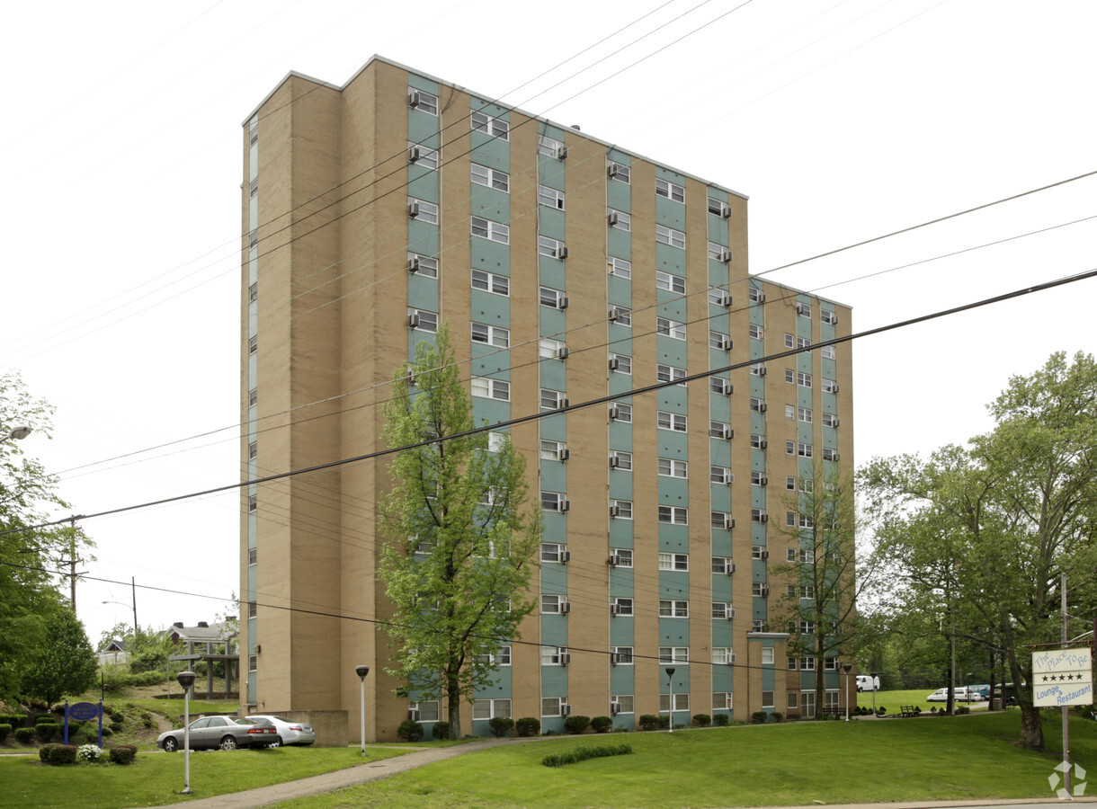 Photo - General Braddock Towers Apartments