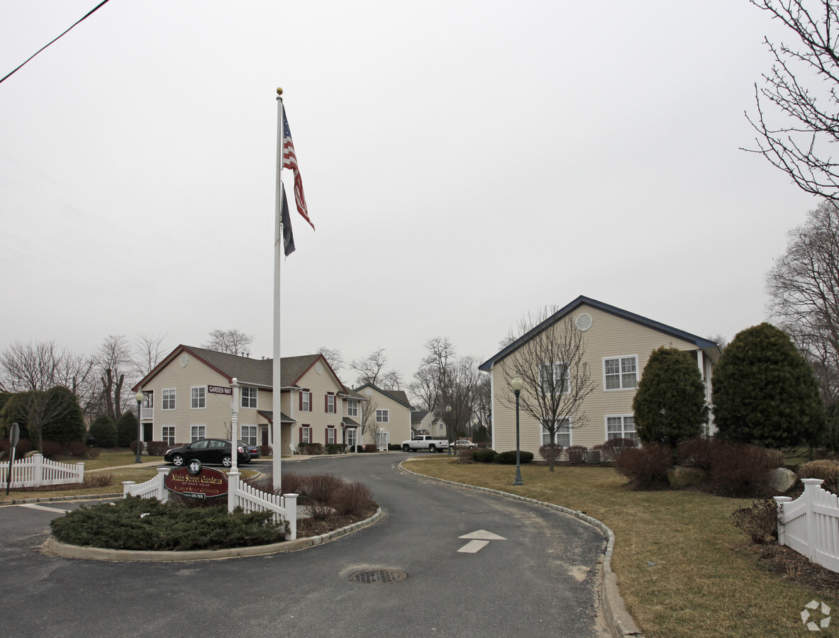 Main Street Gardens - Main Street Gardens Apartments