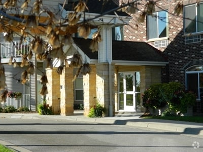 Primary Photo - Willowbrook Rental