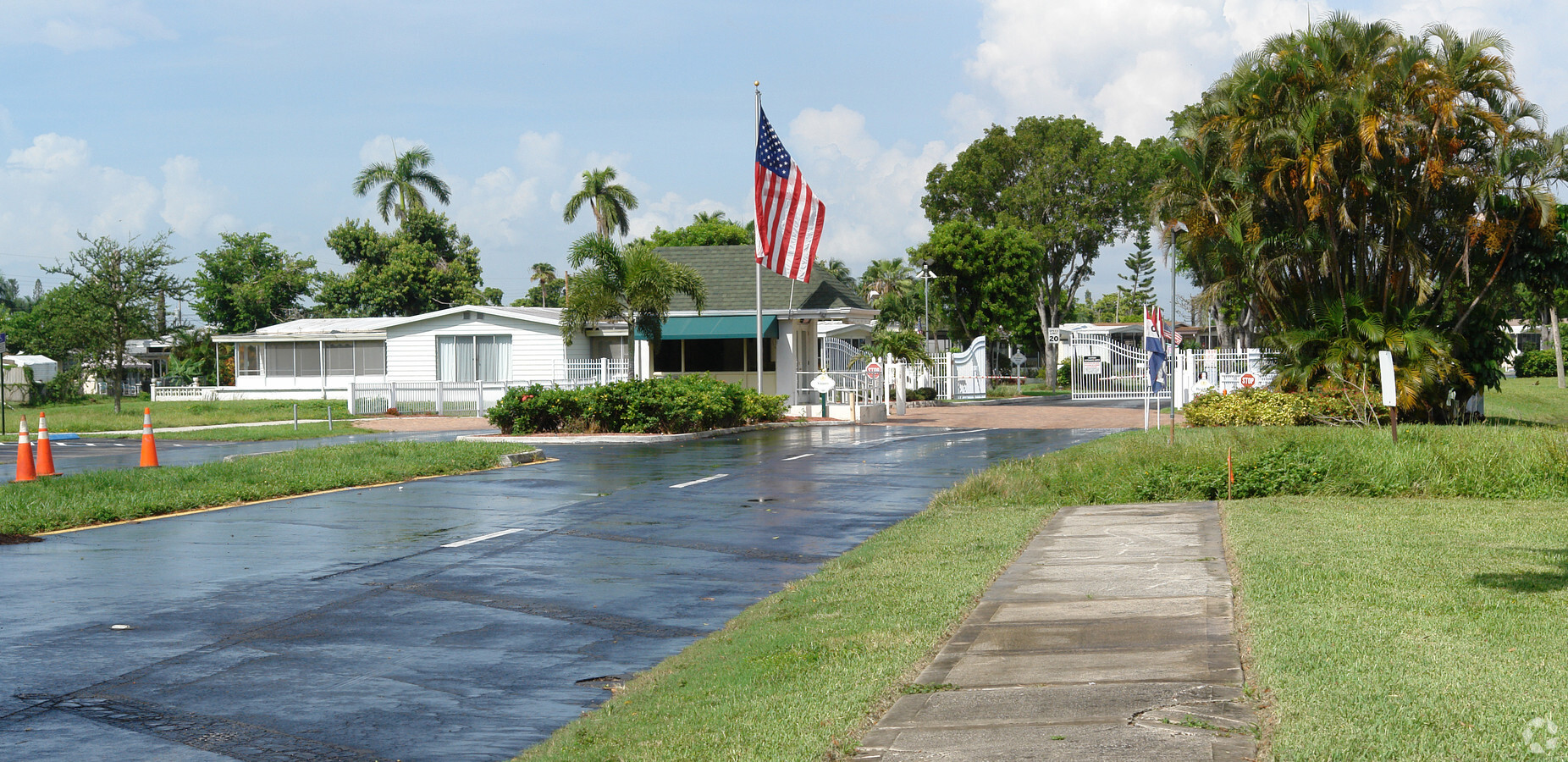 Coral Cay Plantation - Coral Cay Plantation Apartments