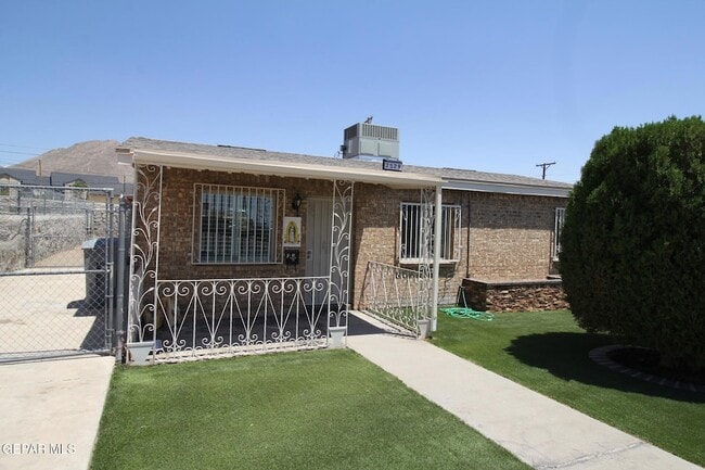 Photo - 2529 Jackson Ave Rental