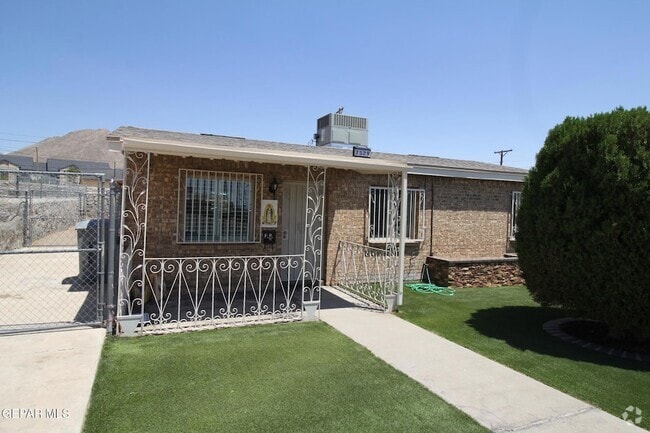 Building Photo - 2529 Jackson Ave Rental