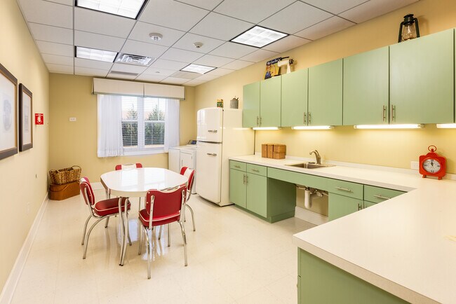 Photo - Washington Pointe Las Colinas Apartments