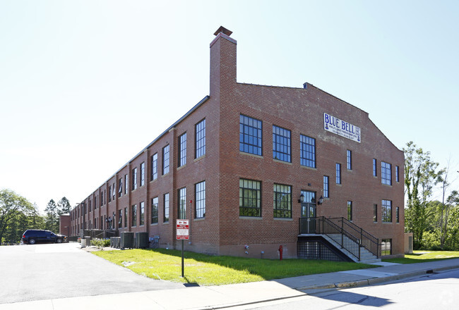 Building Photo - Historic Blue Bell Lofts