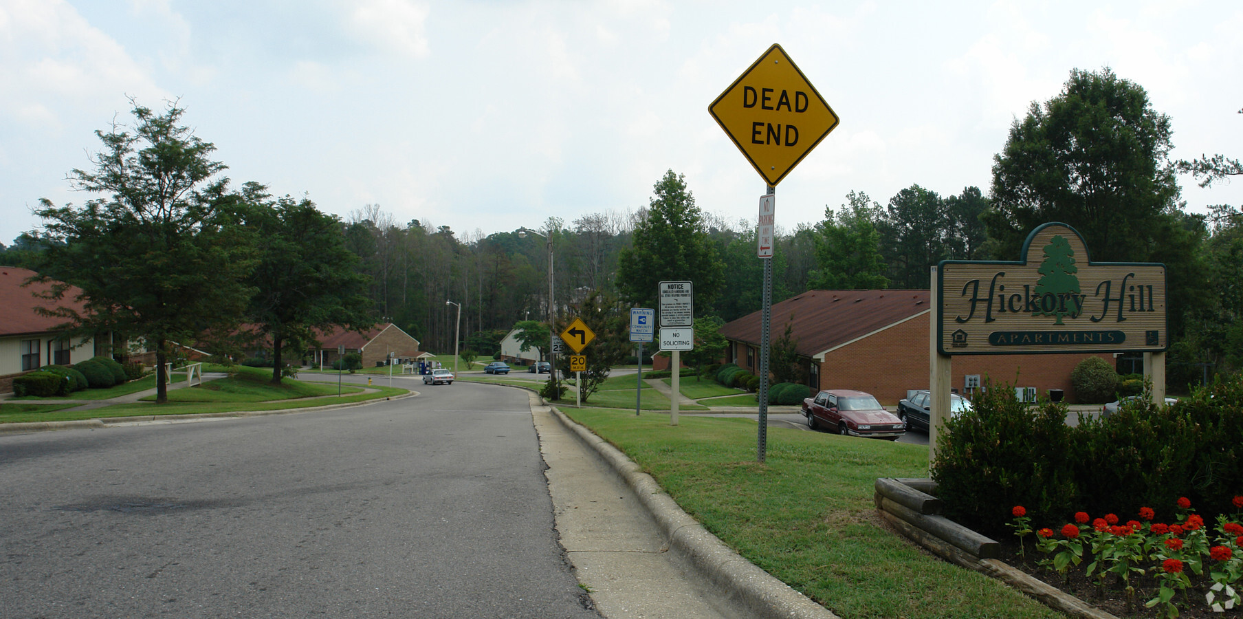 Hickory Hill Apartments - Hickory Hill Apartments