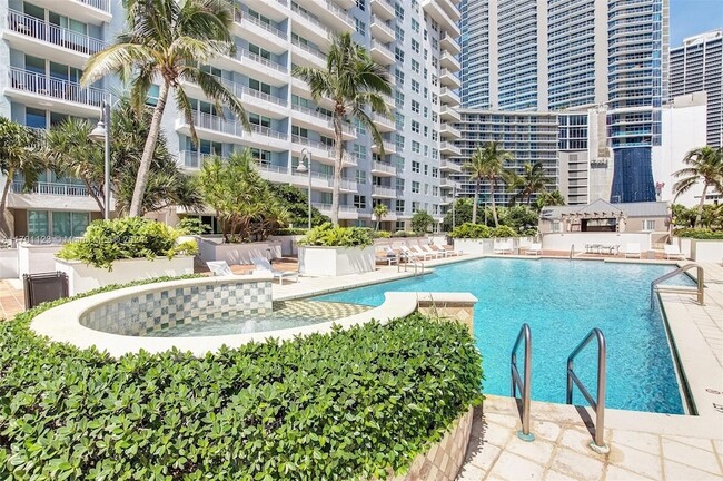 Photo - 1111 Brickell Bay Dr Unit 205 Condo