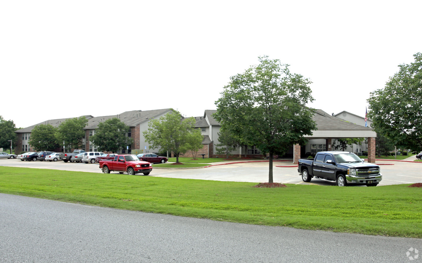 Hickory Crossing - Hickory Crossing Apartments