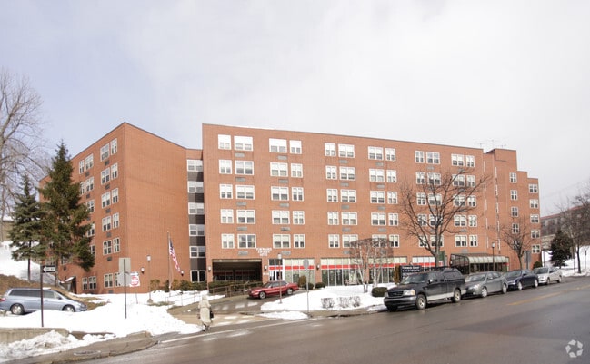 Building Photo - Forward Shady Apartments