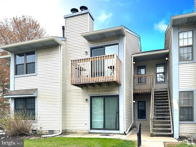 Building Photo - 243 Barclay Ct Rental