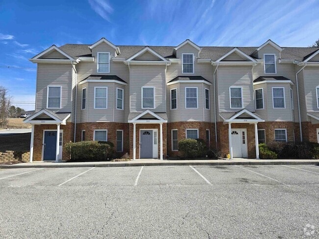 Building Photo - 102 Sutherland Dr Rental
