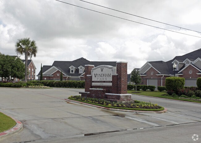 Welcome Home - Wyndham Park, 55+ senior living community