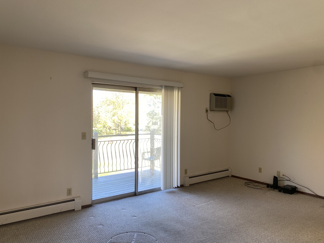 Floor Plan - 209 Lake St.