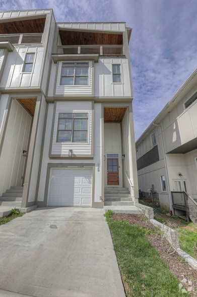 Building Photo - 439 36th Ave N Rental