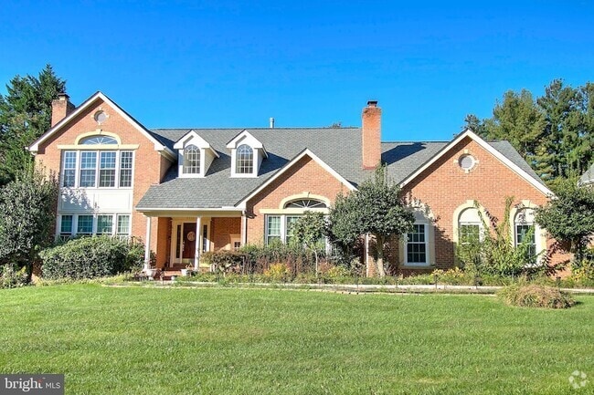 Building Photo - 9710 Middleton Ridge Rd Rental