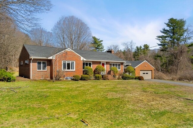 Photo - 115 Mill St Rental