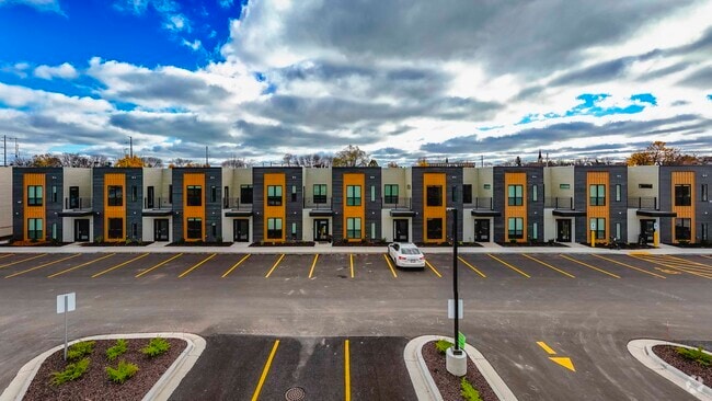 Building Photo - Berkshire Sheboygan Riverfront Rental