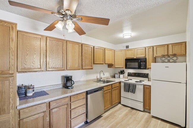 2 BED 1 BATH- 750 SQ FT - Mountain Village