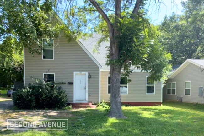 Building Photo - 543 Walnut St Rental