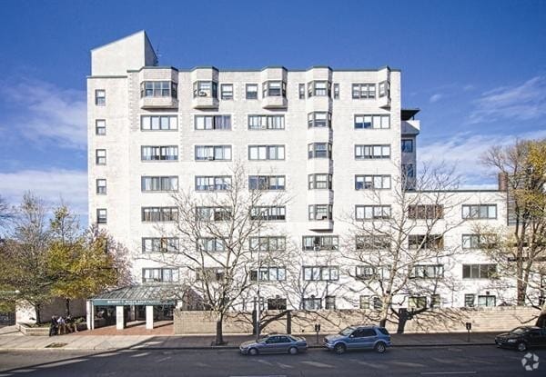 Building Photo - Robert T. Wolfe Rental