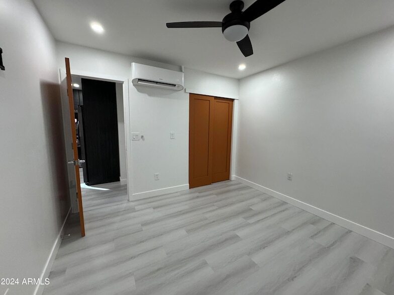 21 W Tonto St Unit 3 Condo Phoenix, Arizona 1 unit available After55