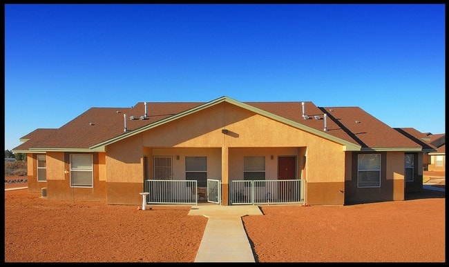 Building Photo - Mariposa Village Rental