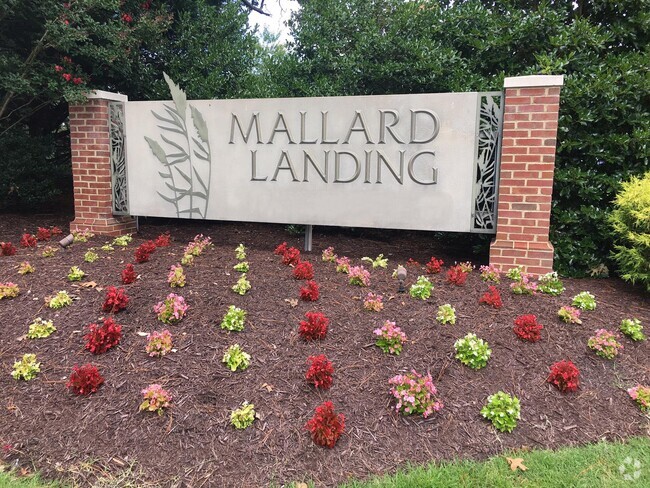 Building Photo - Mallard Landing - 55+ Independent Living Rental