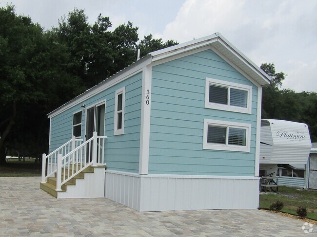 Building Photo - 360 Oak Harbor Camp Rental