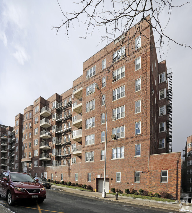 105-05 69th Ave Apartments - Flushing, New York - 0 unit available ...