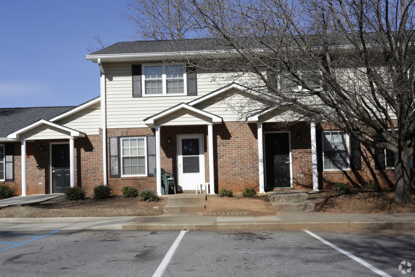 Photo - Holly Springs Apartments