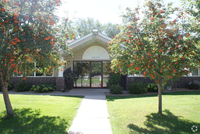 Building Photo - Clearview Apartments (Elderly Community)