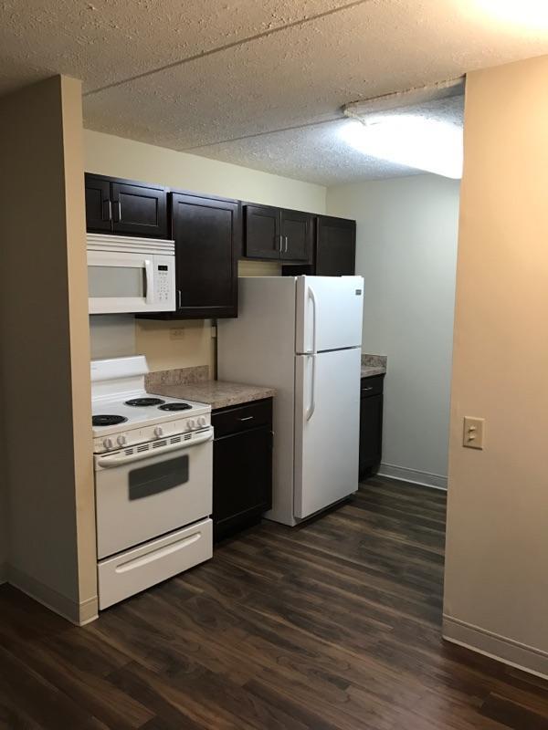 International Towers Apartments Youngstown, Ohio 5 units available