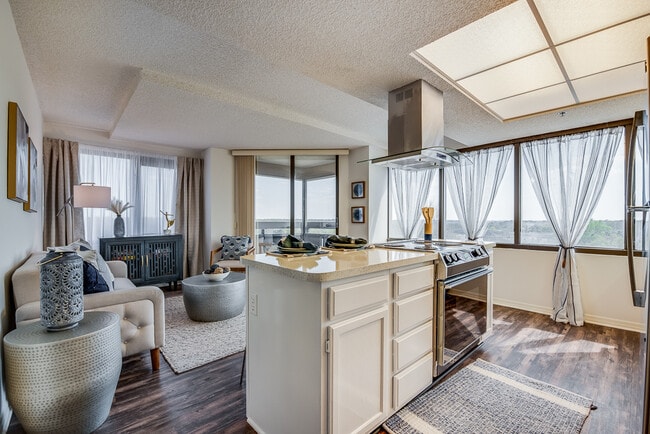 Building Photo - Aventine at Deland (55+)