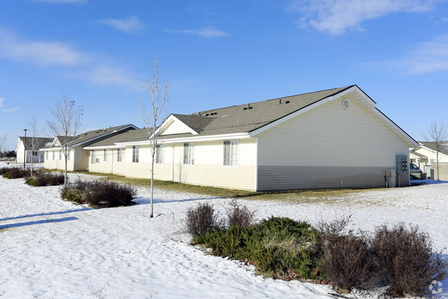 Building Photo - Airway Pointe Senior Apartments