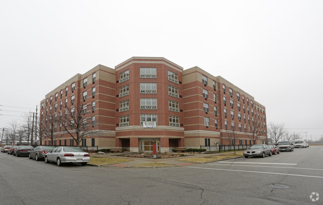 Photo - Senior Suites of Marquette Village Apartments