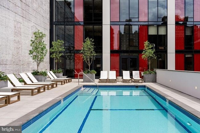 Photo - 210 S 12th St Unit 3B-1-PH1D Condo