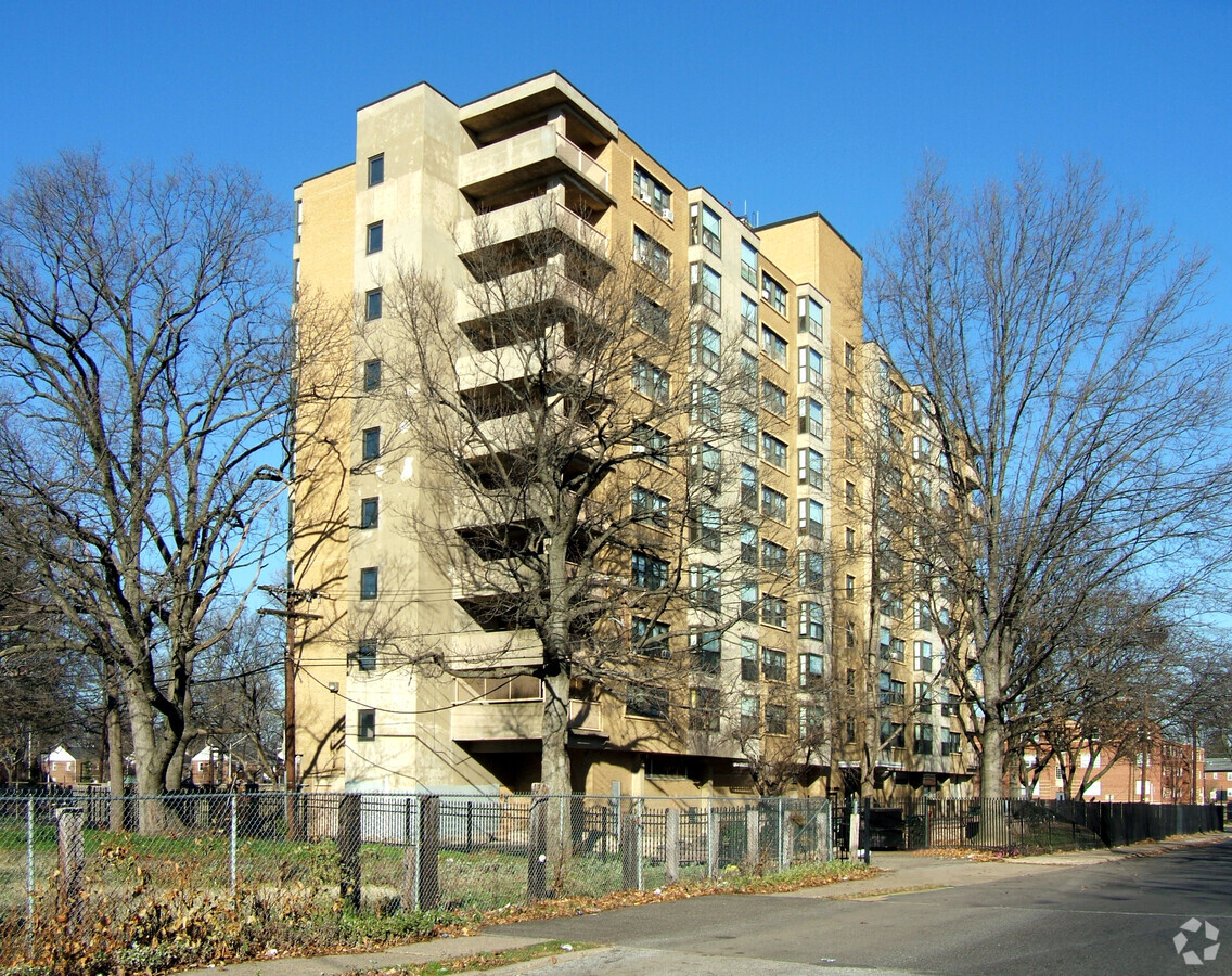 View from the southwest along Hoffman Avenue - James J. Abbott Apartments