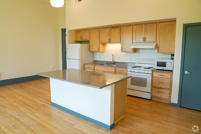 island kitchen - 37th St School Senior Apartments