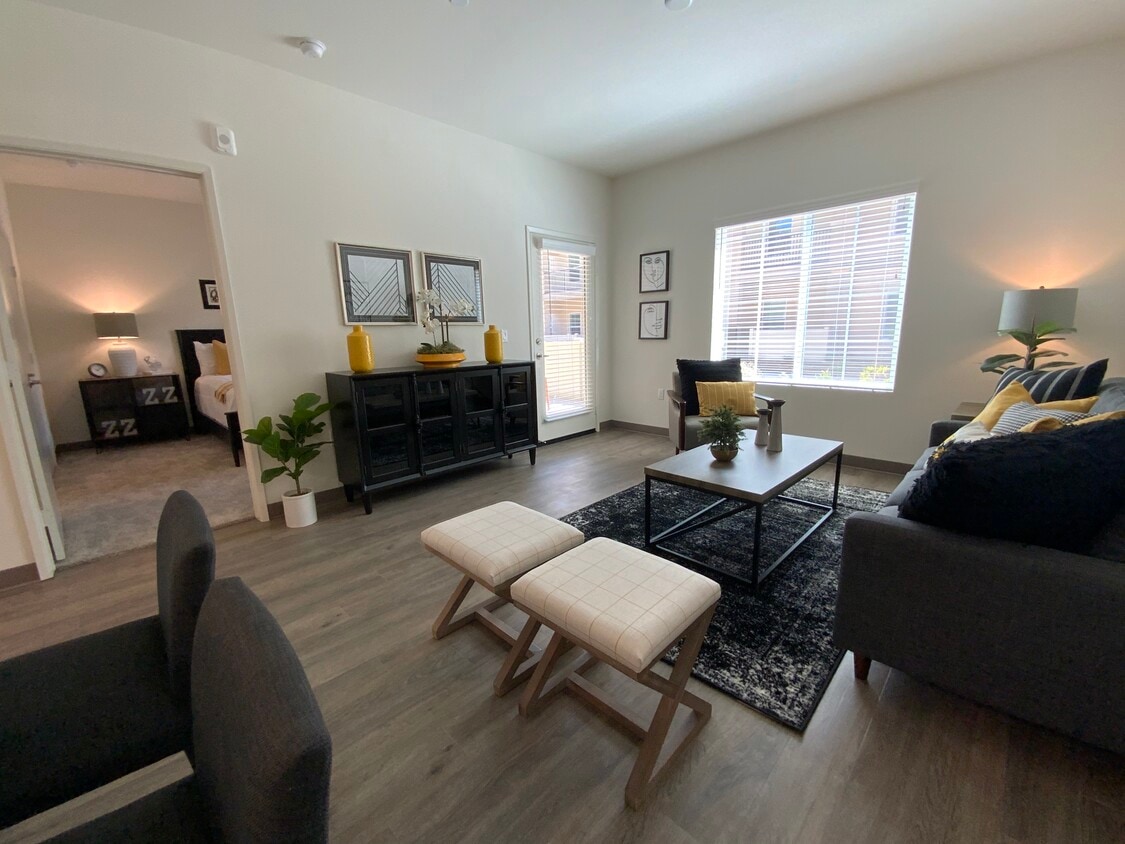 Floor Plan - 1BR/1.0BA