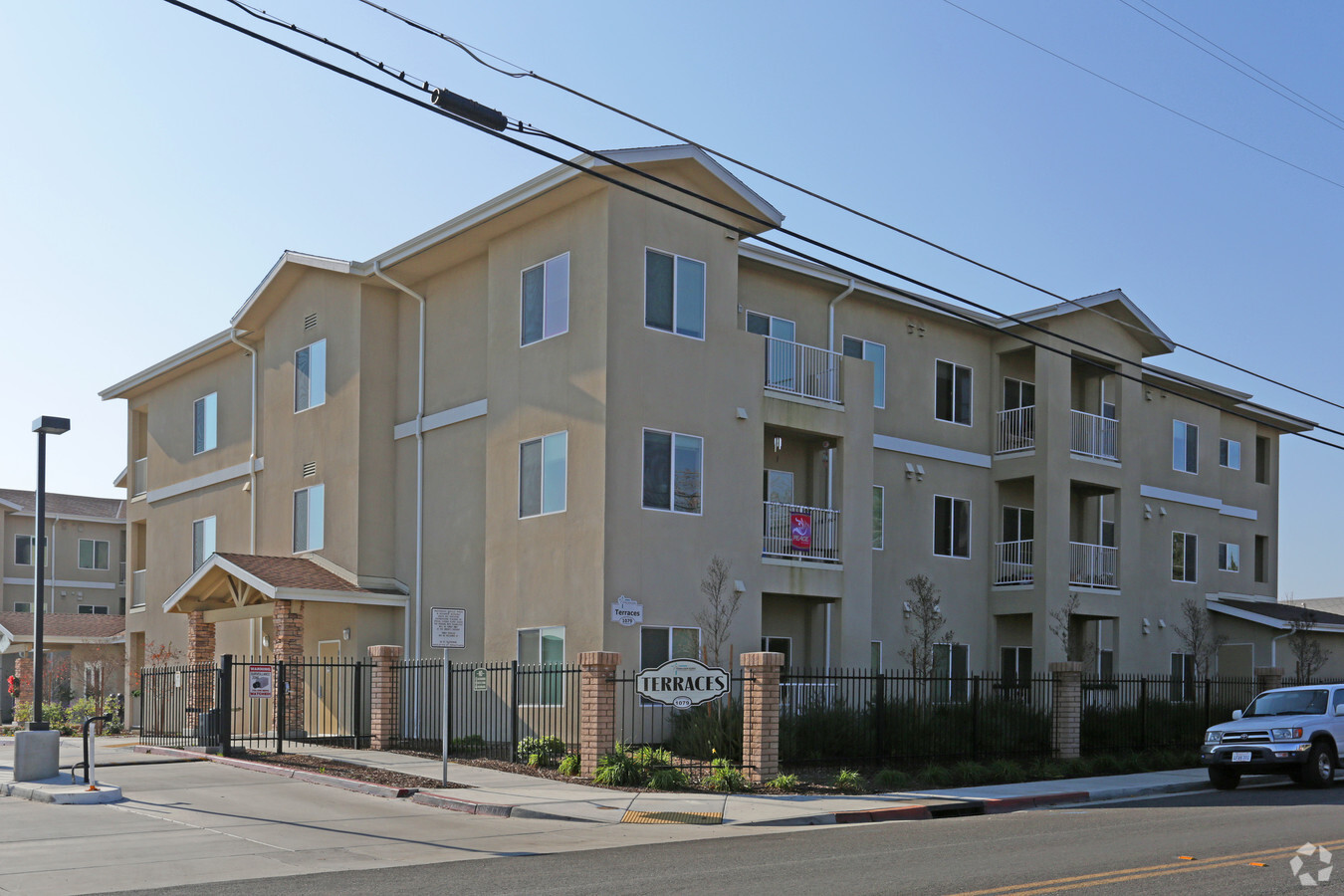 Sierra View Terraces - Sierra View Terraces Apartments