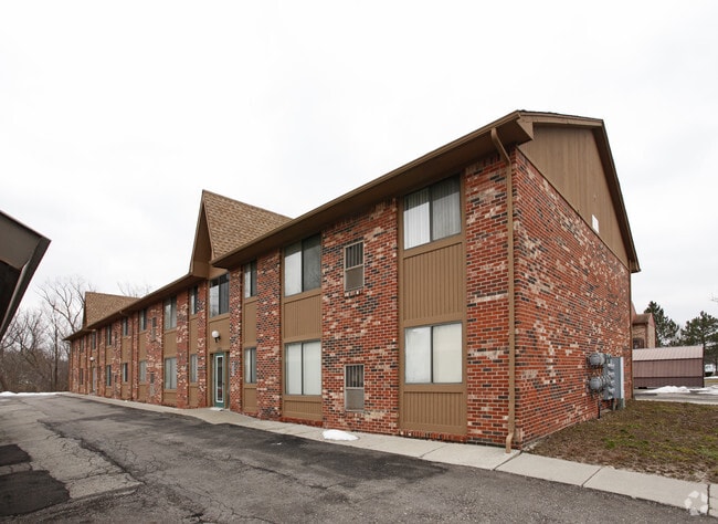 Building Photo - 23220 FARMINGTON GROUP, LLC. Rental