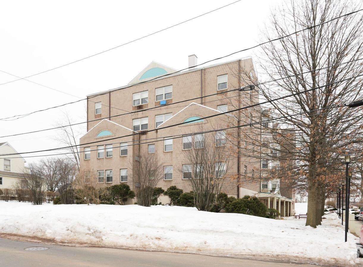 Photo - Mary J. Caruso Gables Apartments