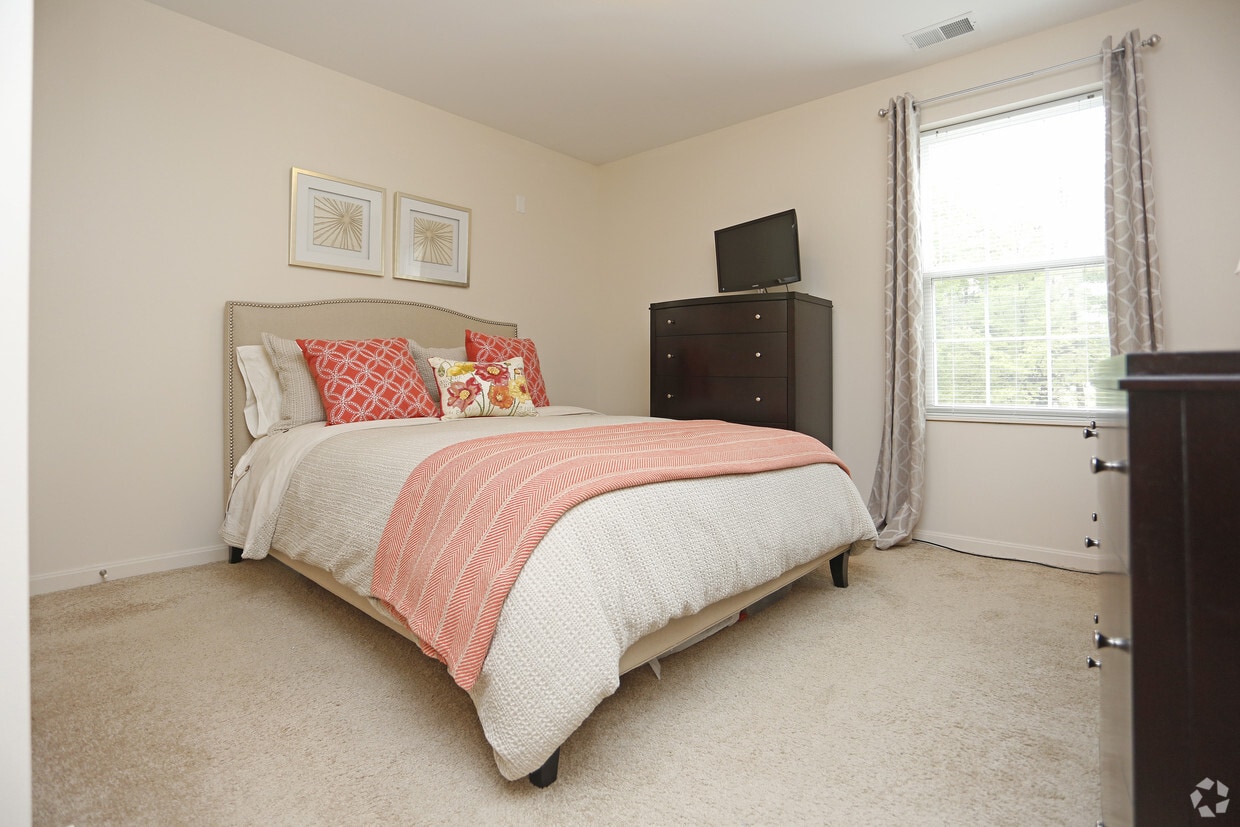 Floor Plan - 2 Bed/1 Bath