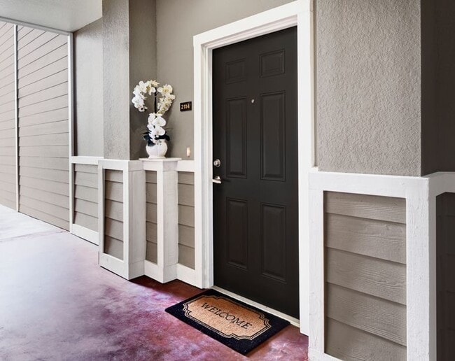 Building Photo - Elate Royal Oaks Rental