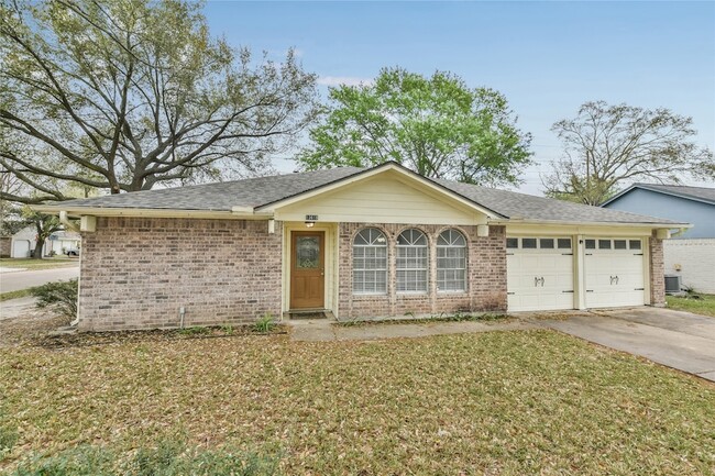 Photo - 13618 Piney Oaks Dr Rental