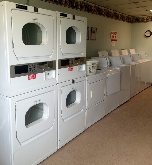 Plaza Towers Senior Apartments Greeneville, Tennessee 5 units